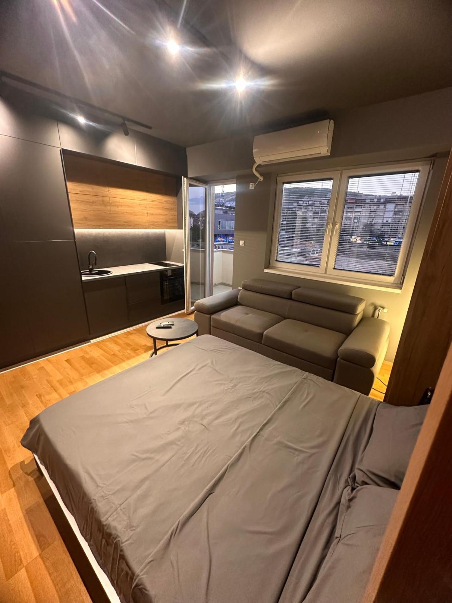 Ambe Apartments 비톨라 외부 사진