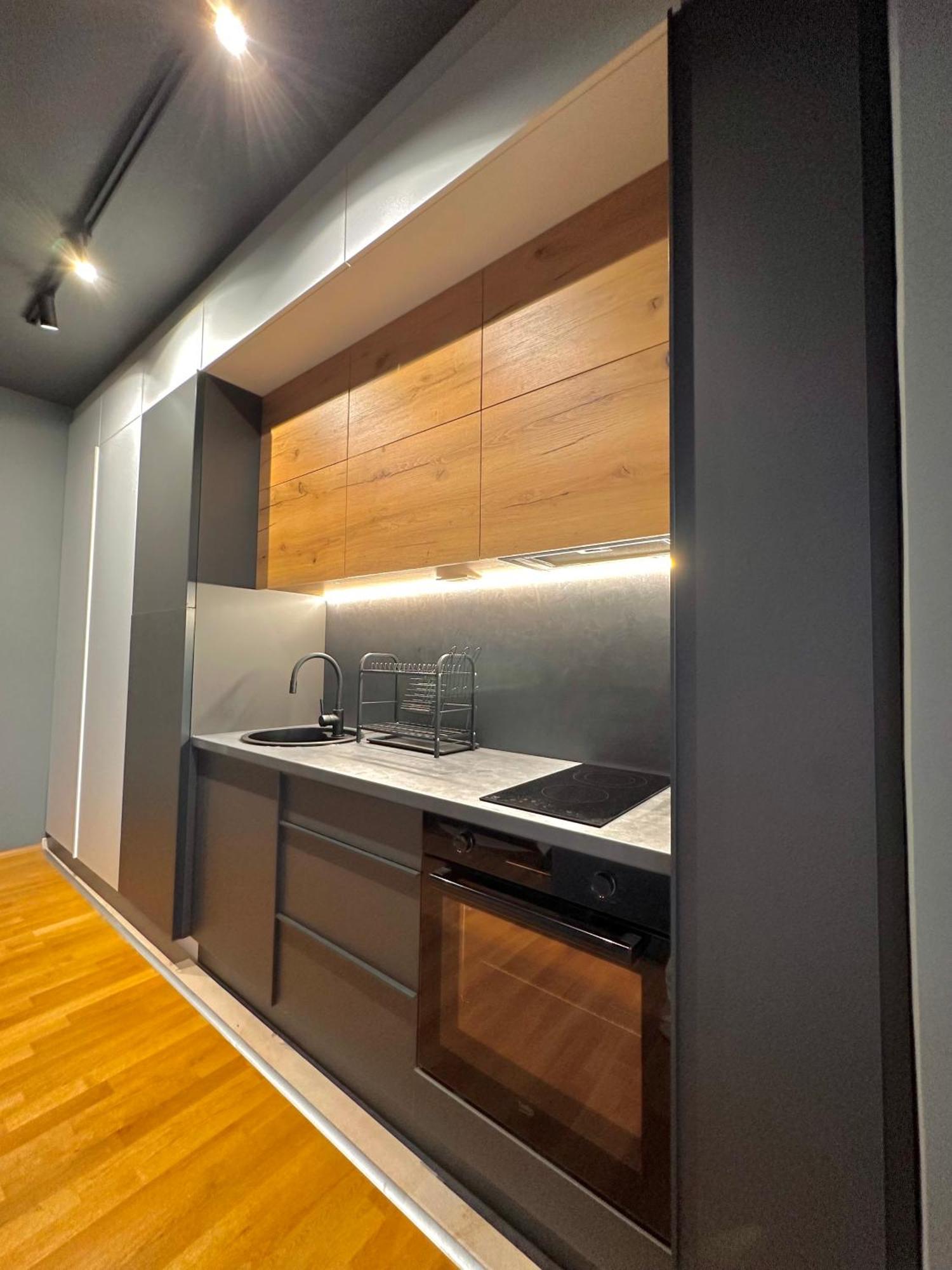 Ambe Apartments 비톨라 외부 사진