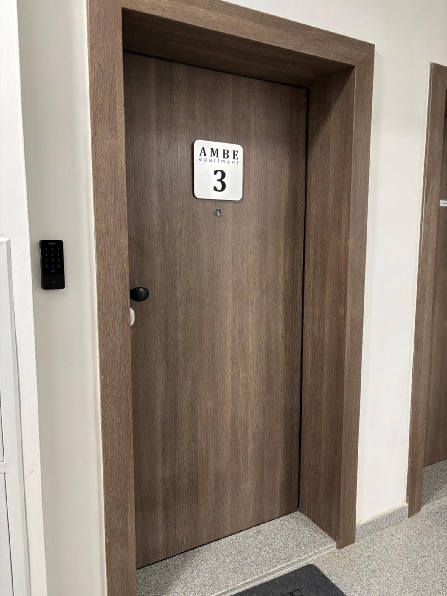 Ambe Apartments 비톨라 외부 사진