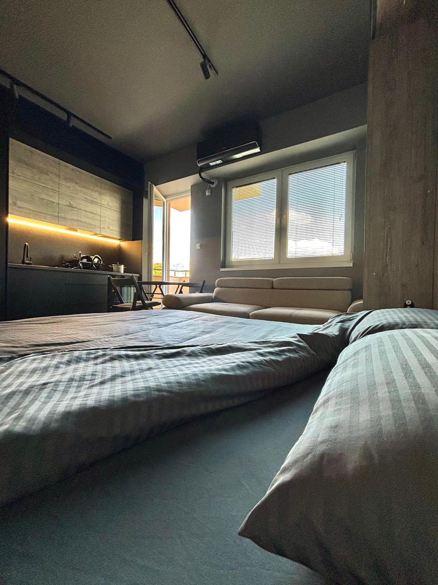Ambe Apartments 비톨라 외부 사진